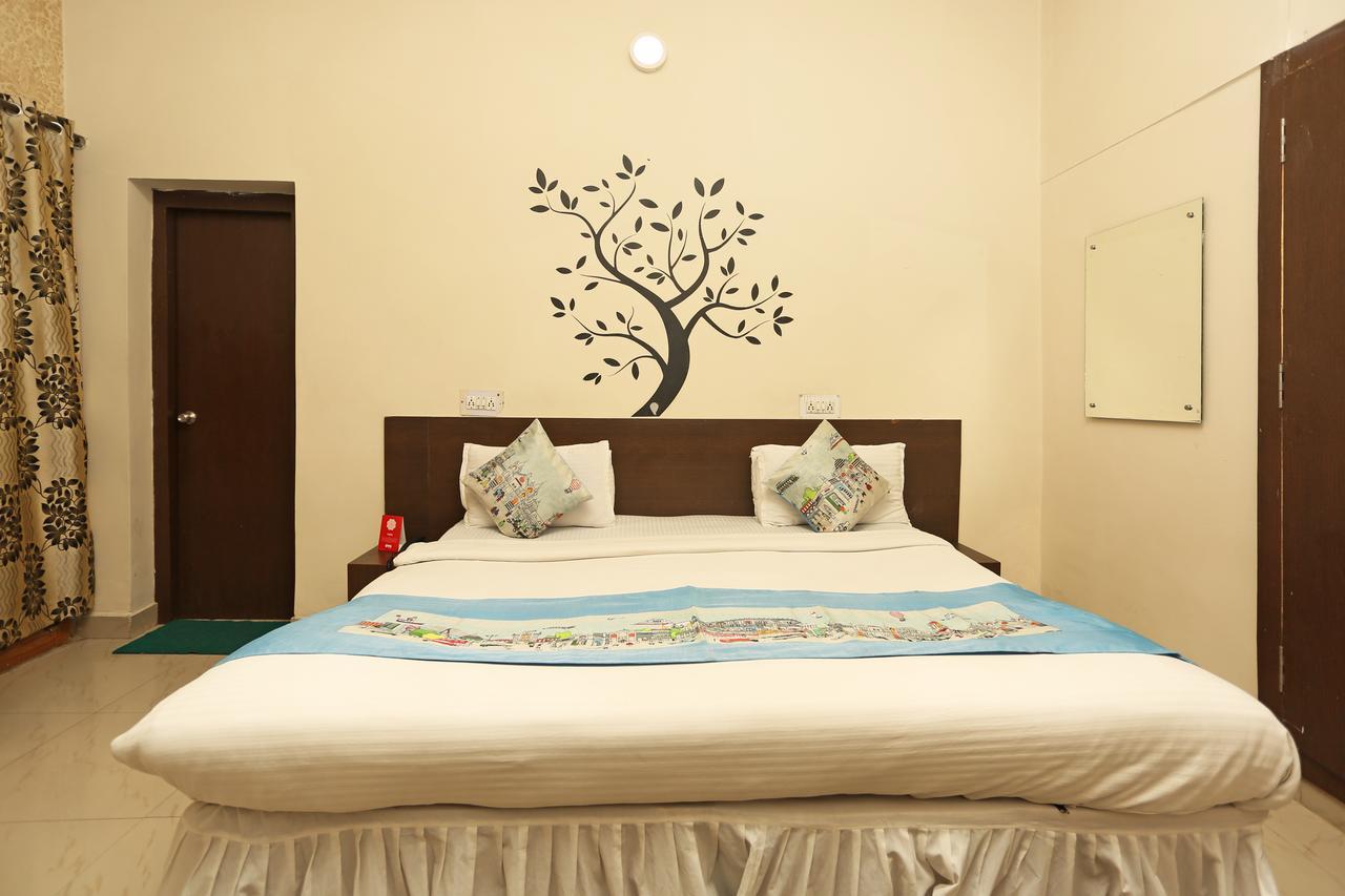 Oyo 1806 Platinum House Hotel Allāhābād Junction Екстериор снимка